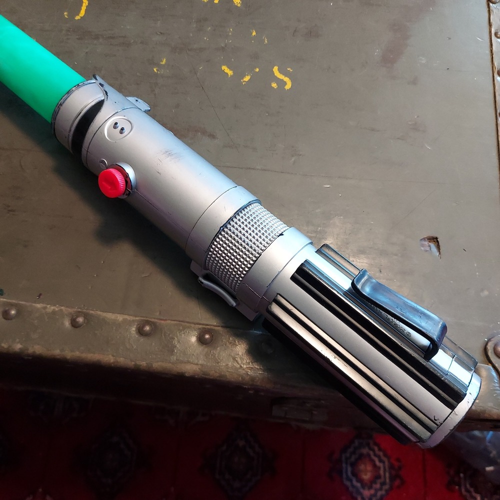 Star Wars Hasbro 2004 Luke Skywalker Green Lightsaber Collapsible Toy 53061 - Picture 3 of 6